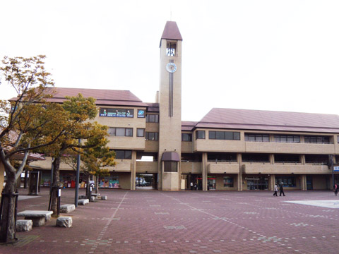 日生中央駅広場2